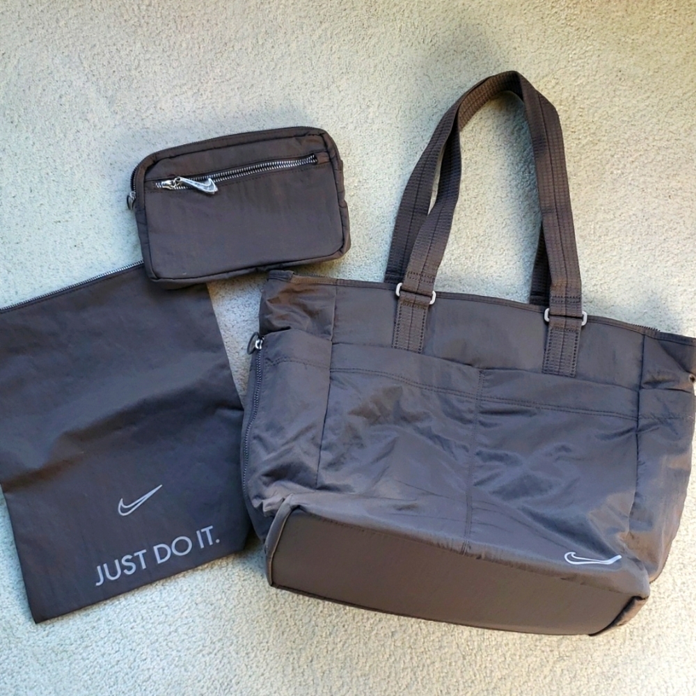 Nike One Luxe Training Tote Bag